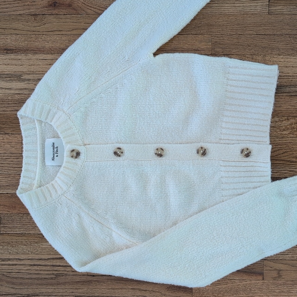 Abercrombie & Fitch Cream Button-Up Cardigan - Picture 3 of 6